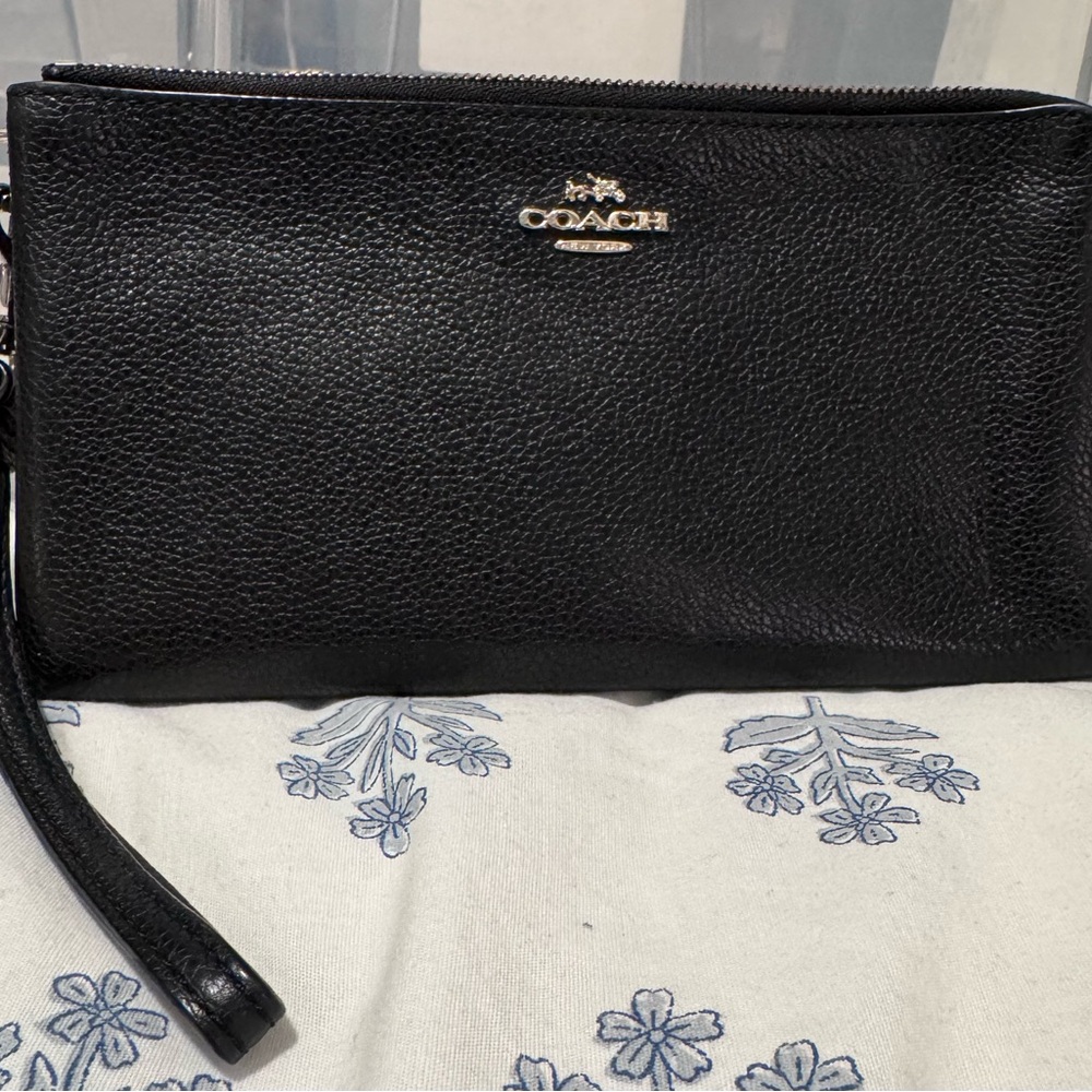 Coach Black Leather Zip Pouch